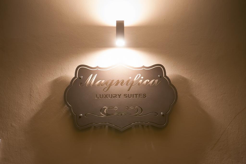 Magnifica Luxury Suites Assise Extérieur photo