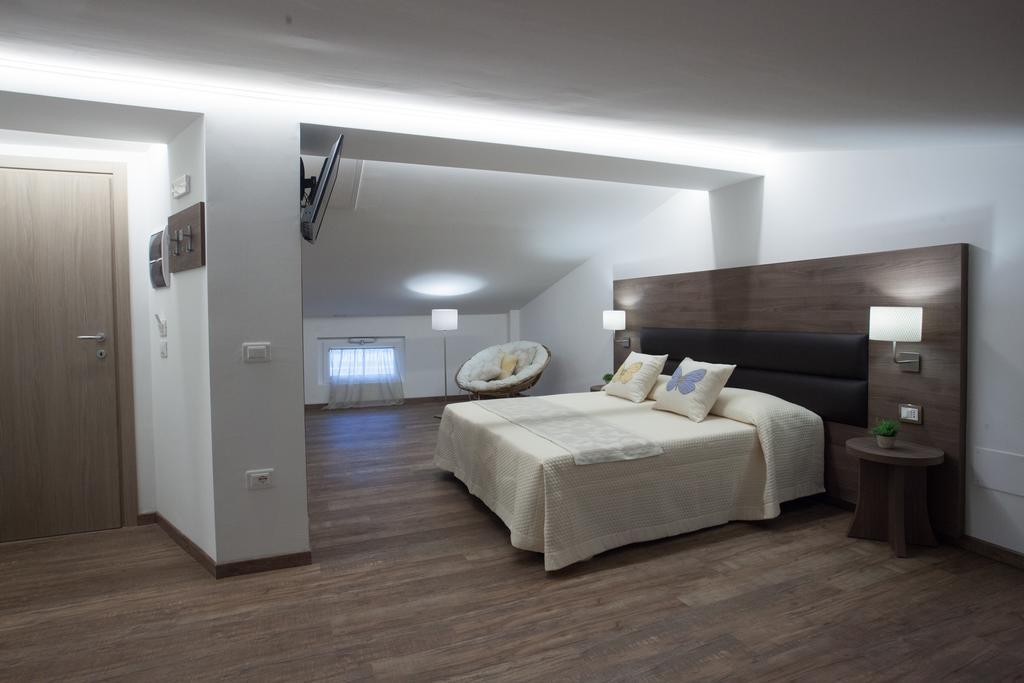 Magnifica Luxury Suites Assise Extérieur photo