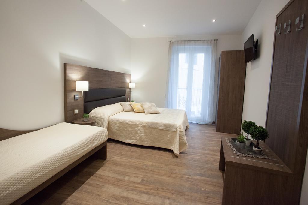 Magnifica Luxury Suites Assise Extérieur photo
